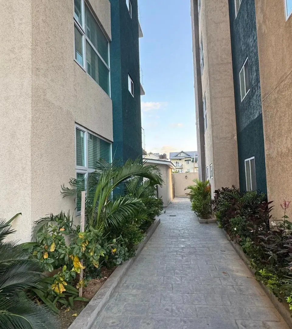 Harloes Suites - Kingston - Free Parking And Pool Apartmán